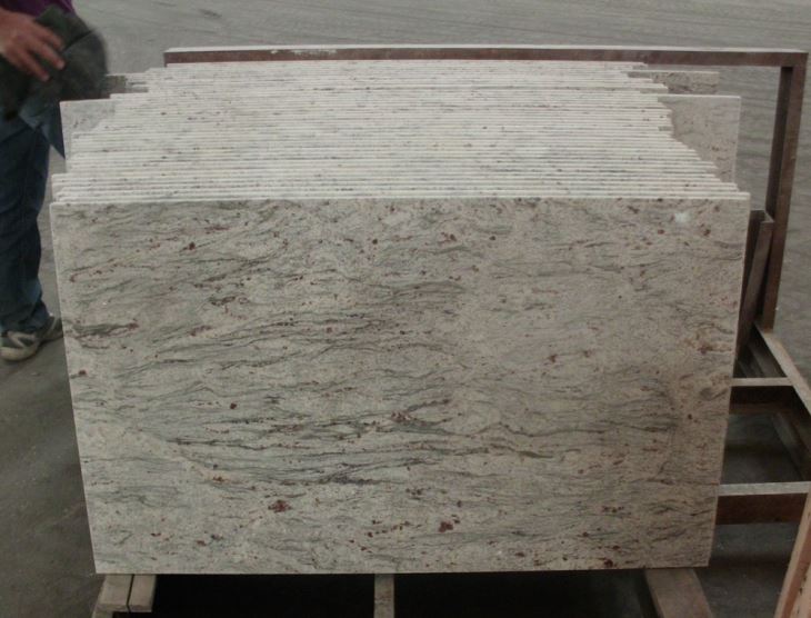 Parti superiori di Indian River White Granite